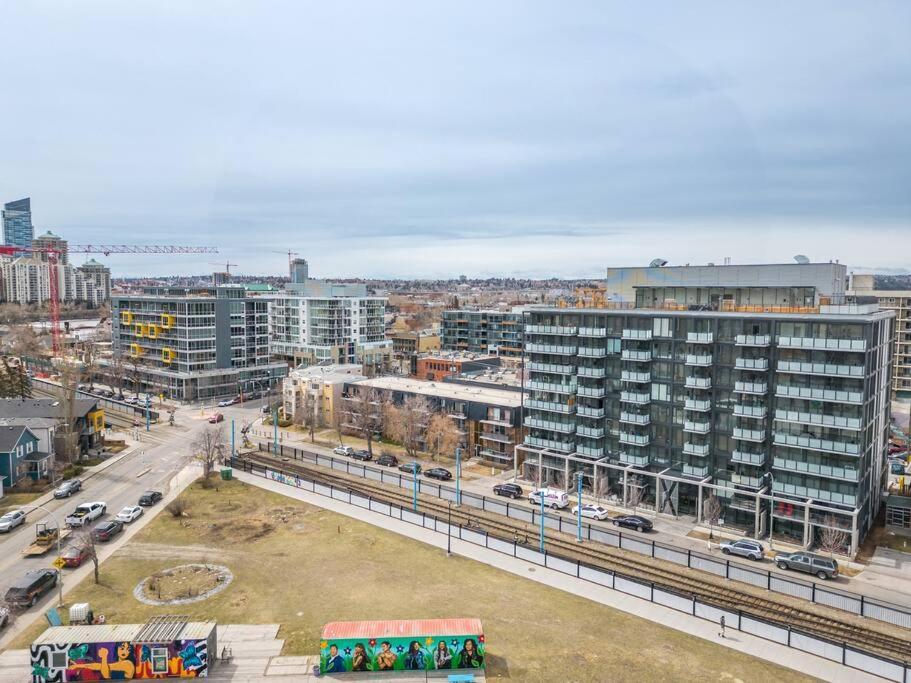 Chic 1Br Kensington Unit W/Parking Apartment Calgary Luaran gambar